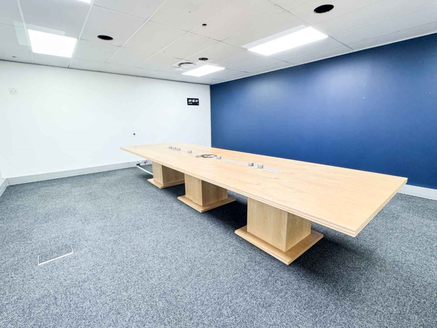 To Let Commercial Property for Rent in Mowbray Western Cape